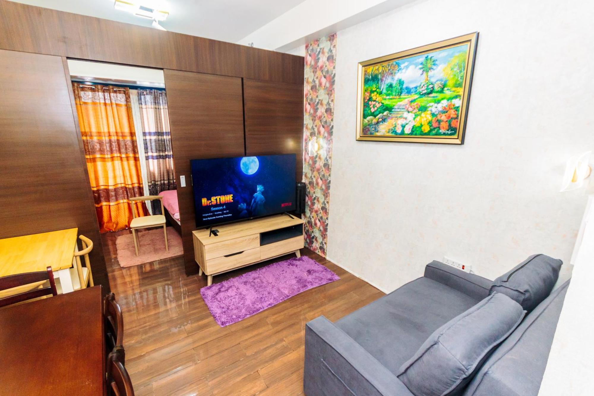 Apartment Chic Romantic Getaway Makati One Br Two Br Swim Gym 300 Mb Manila