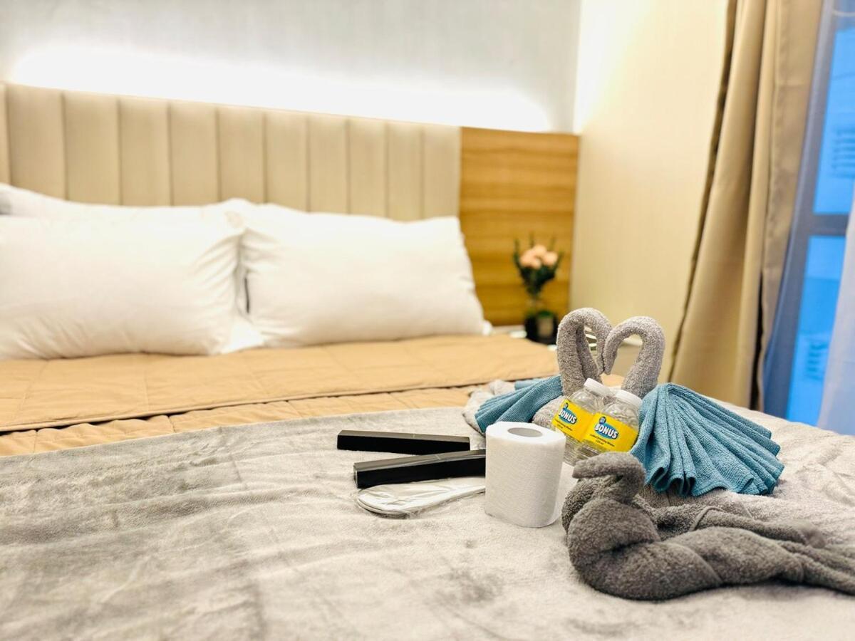 Staycation Near Venice Mall Mckinley Taguig Apartment *