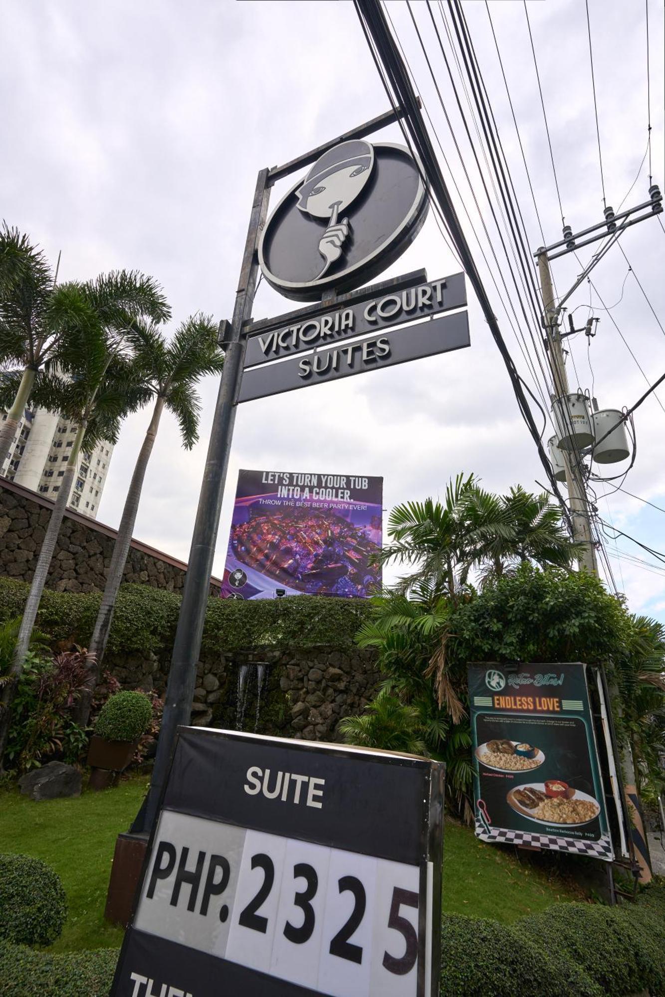 Victoria Court - Pasig Hotel