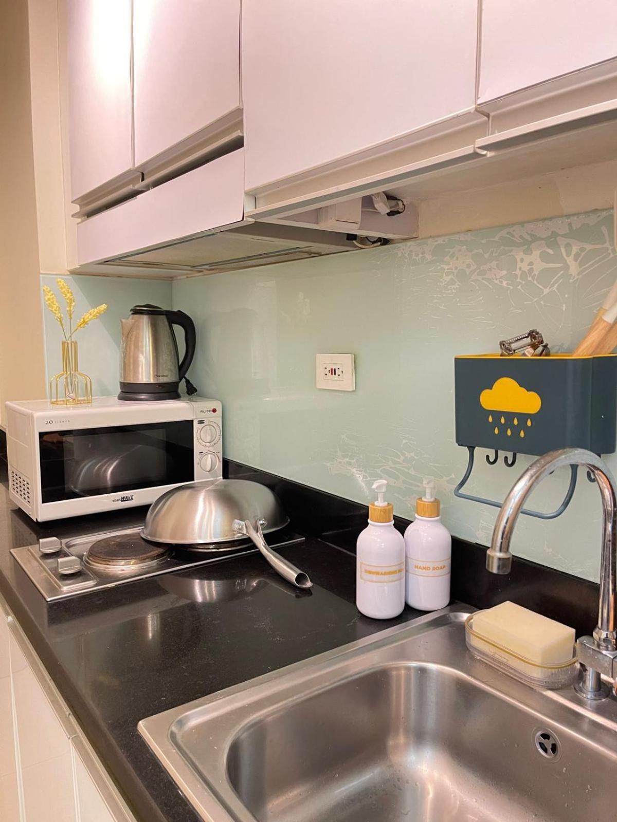 Orchids Shore Residences Direct Pool Access *