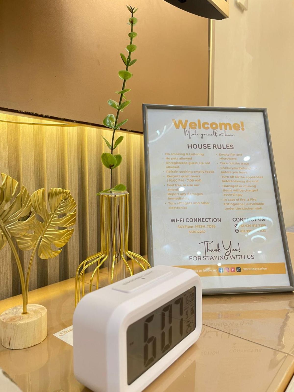 Orchids Shore Residences Direct Pool Access Bed & Breakfast *