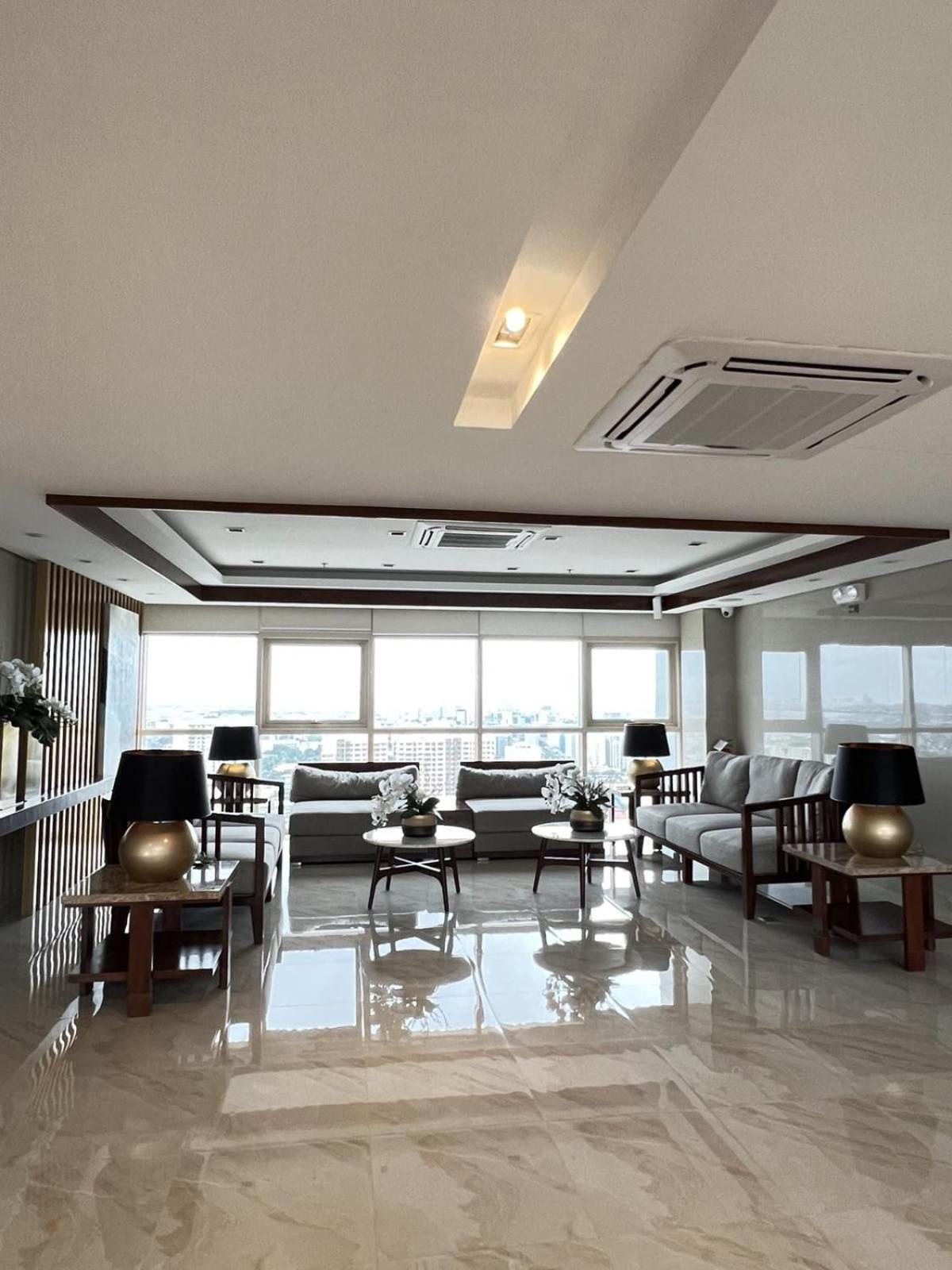 2br Solana 4 At Coast Residences Manila