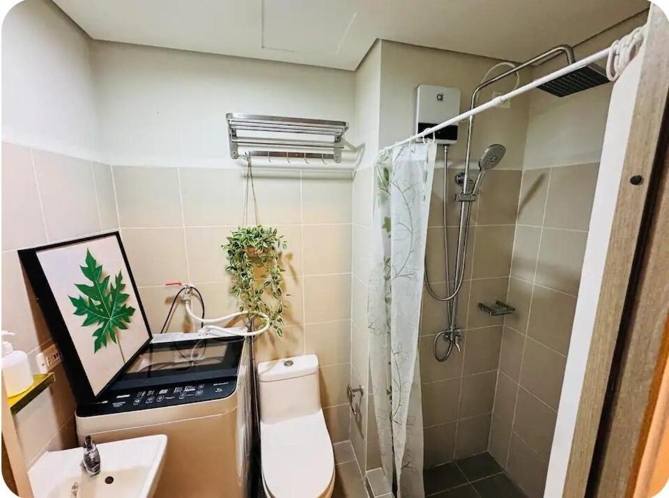 2br Solana 4 At Coast Residences *