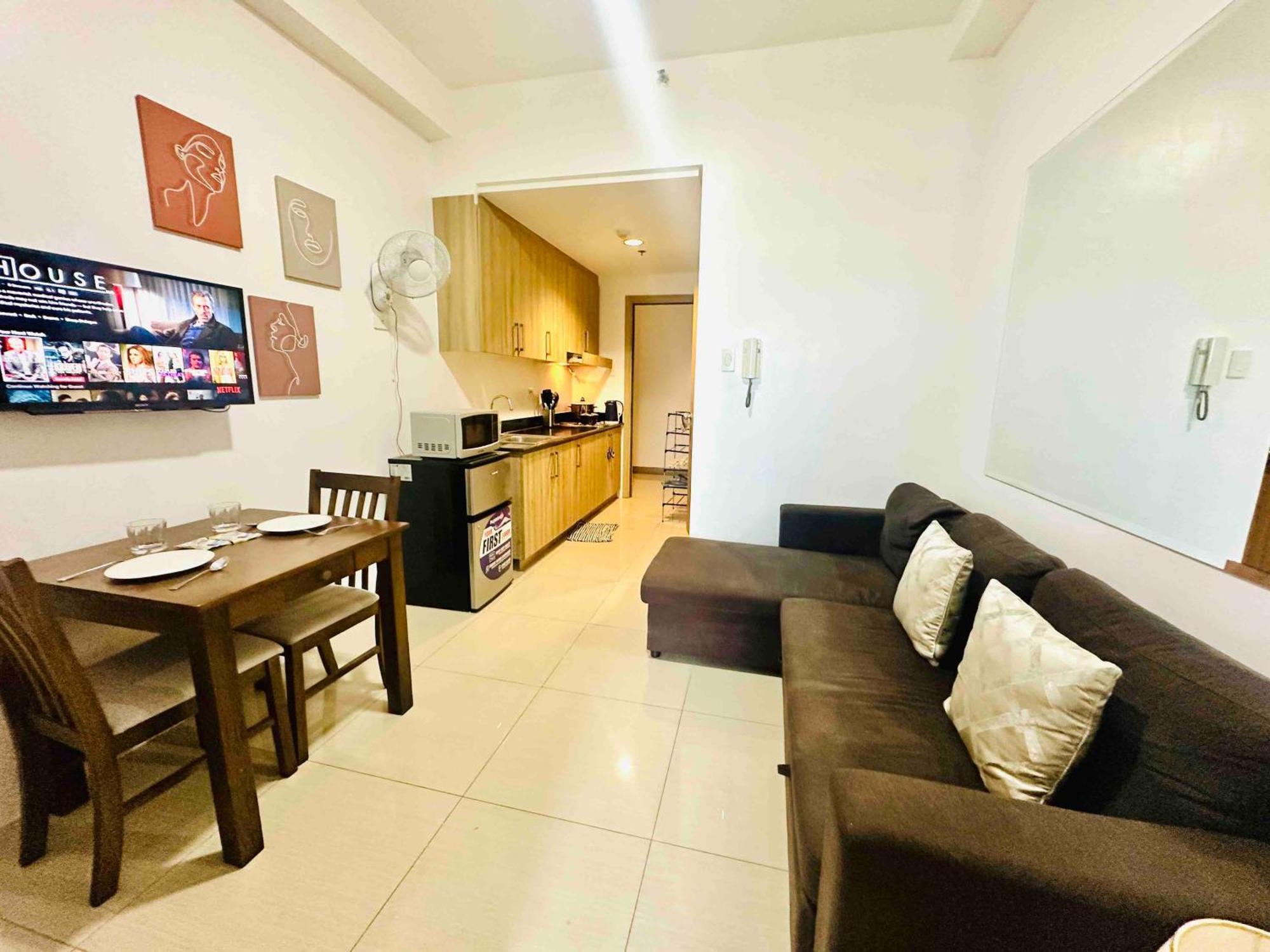 Apartment Lavish Loft At Shore 1 Manila