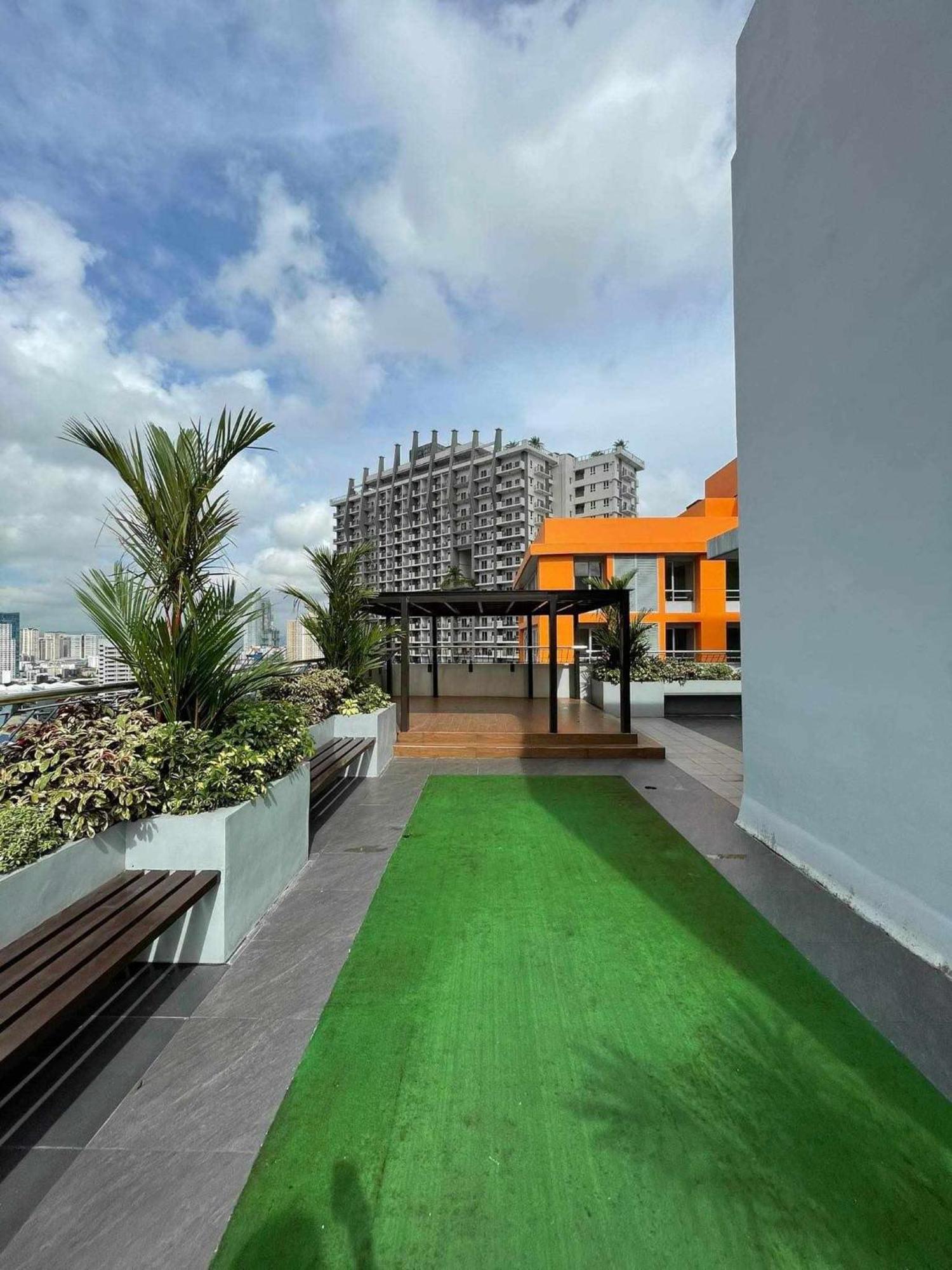 Studio 203 T2 Sunshine100 Wifi 65Inchestv Poolaccess Billiard Apartment *