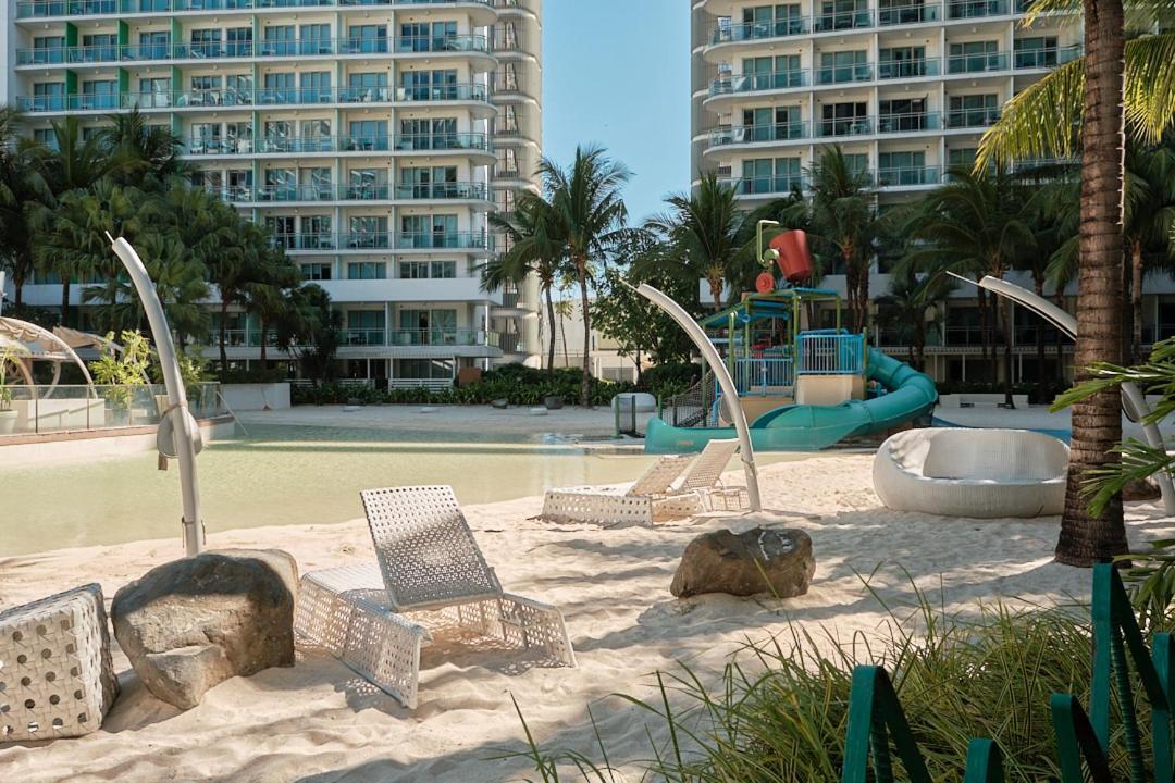 Apartment Bahamas Tower Azure Urban Residences By Nestled Nook