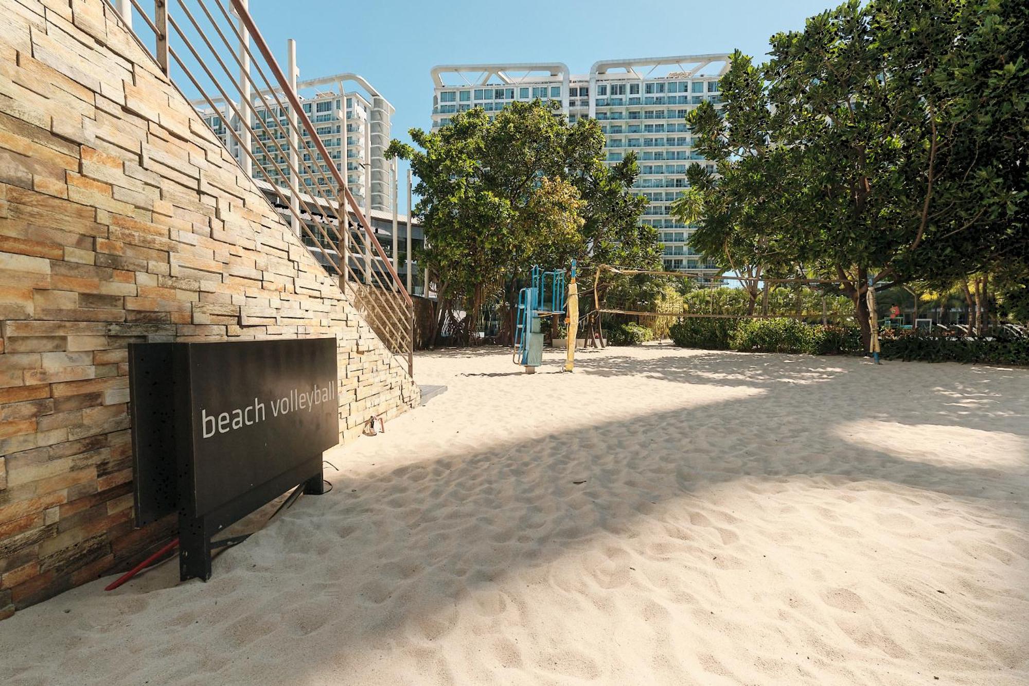 Apartment Bahamas Tower Azure Urban Residences By Nestled Nook