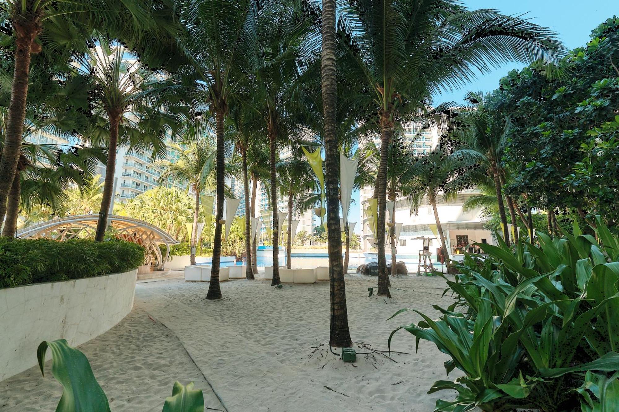 Bahamas Tower Azure Urban Residences By Nestled Nook Apartment Manila