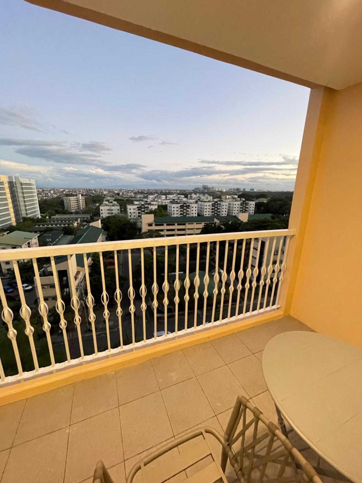 Venetian Panorama Bgc Venice Grand Canal Ment, 4 Bedrooms, For 10 Guests Manila