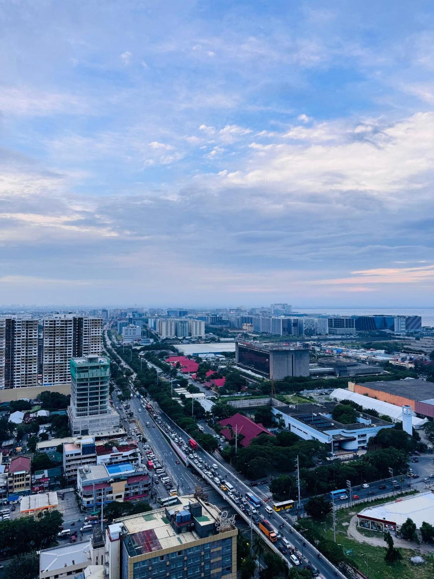 Aesthetic Unit Near Picc And Moa Apartment *