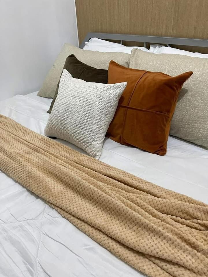 Grass Residences 1br With Balcony Aparthotel Manila