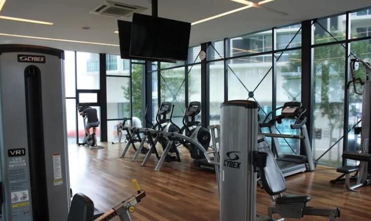 Apartment Unistay Shore Res With Bal Bay View Nr Moa *