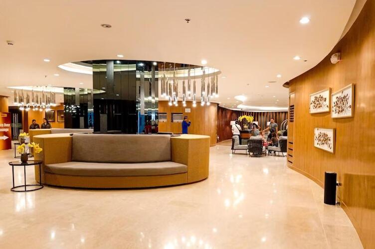 Unistay Shore Res With Bal Bay View Nr Moa Apartment