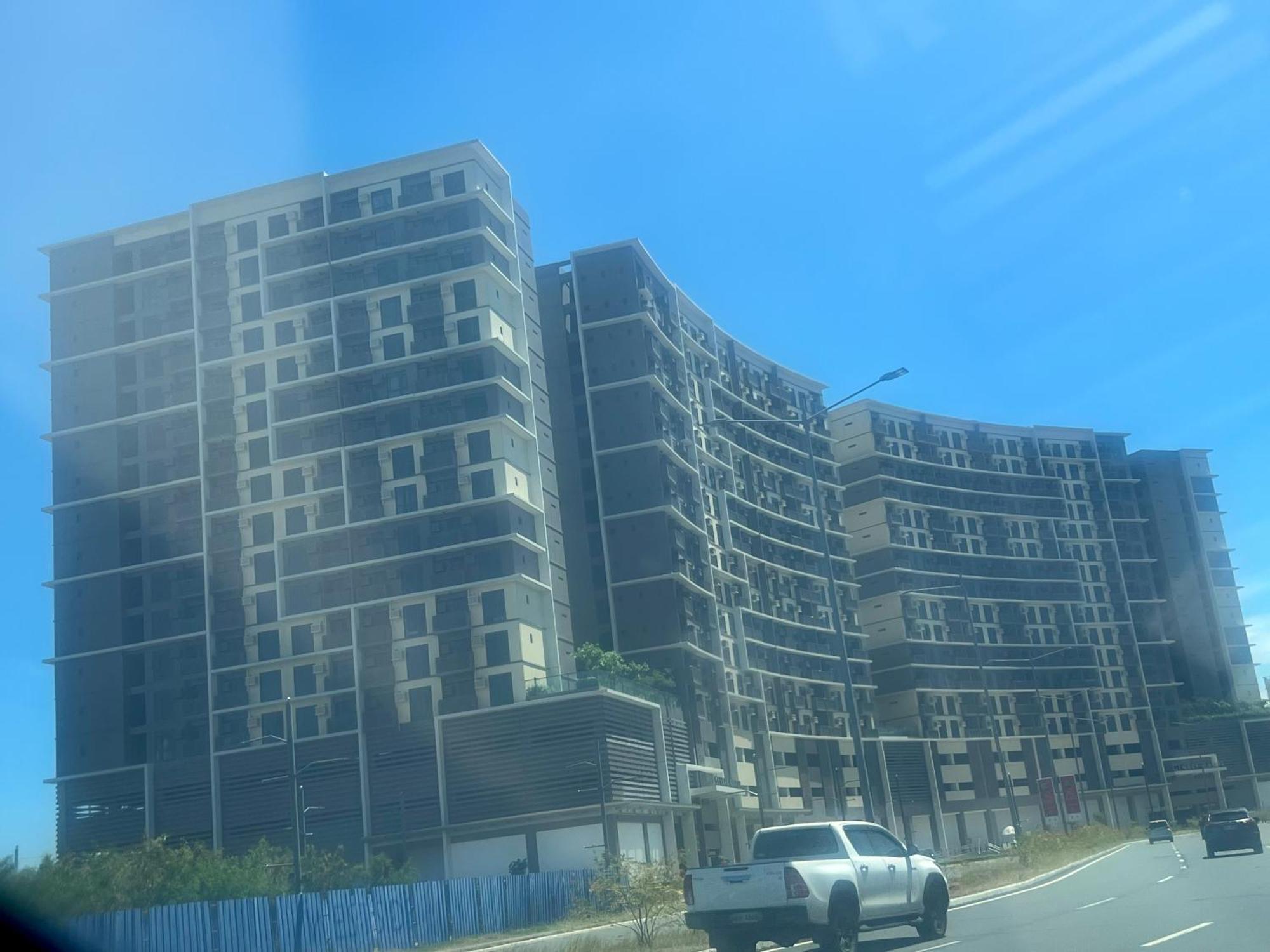1 Bedroom Executive Gentry Manor By Jms Manila