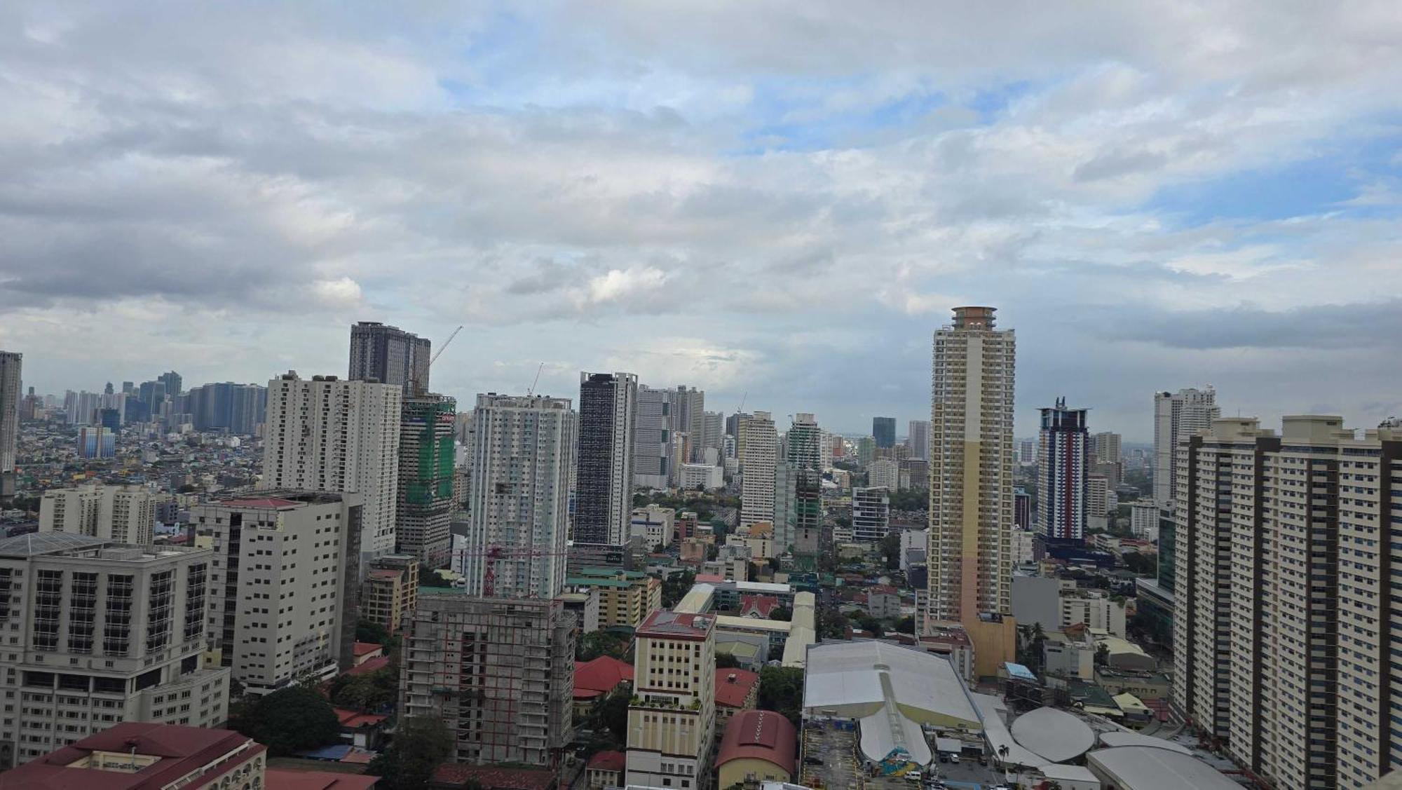 Guest house Condotel 2 Bedroom Connected To Robinson Mall By Tripleview Manila