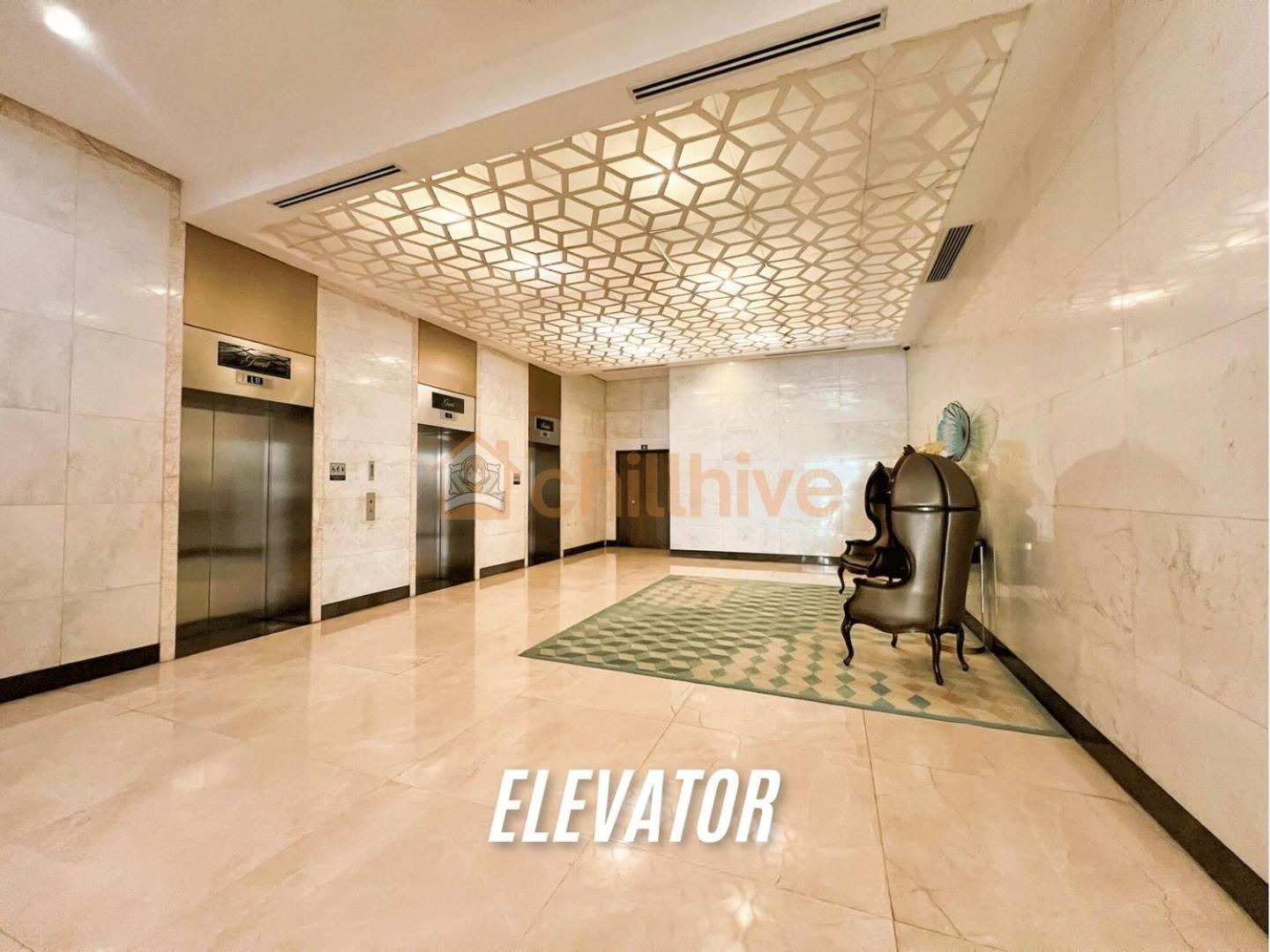 Stylish Beside Venice Mall Bgc #vlrtc27c_2 Holiday home *