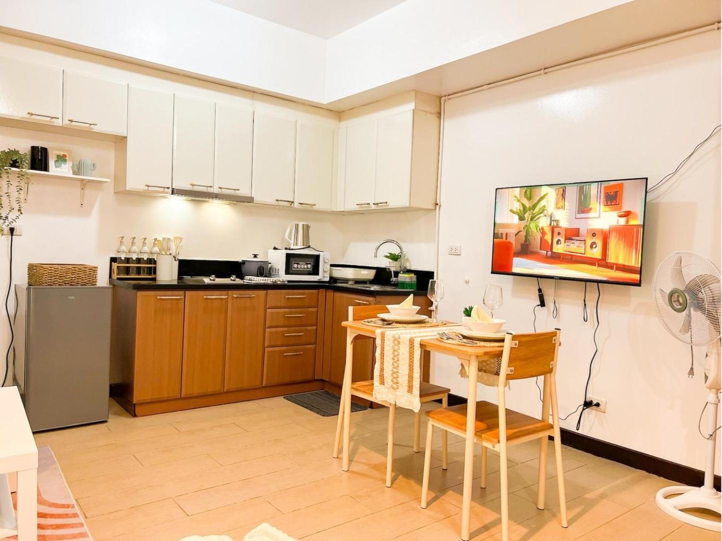Holiday home Stylish Beside Venice Mall Bgc #vlrtc27c_2