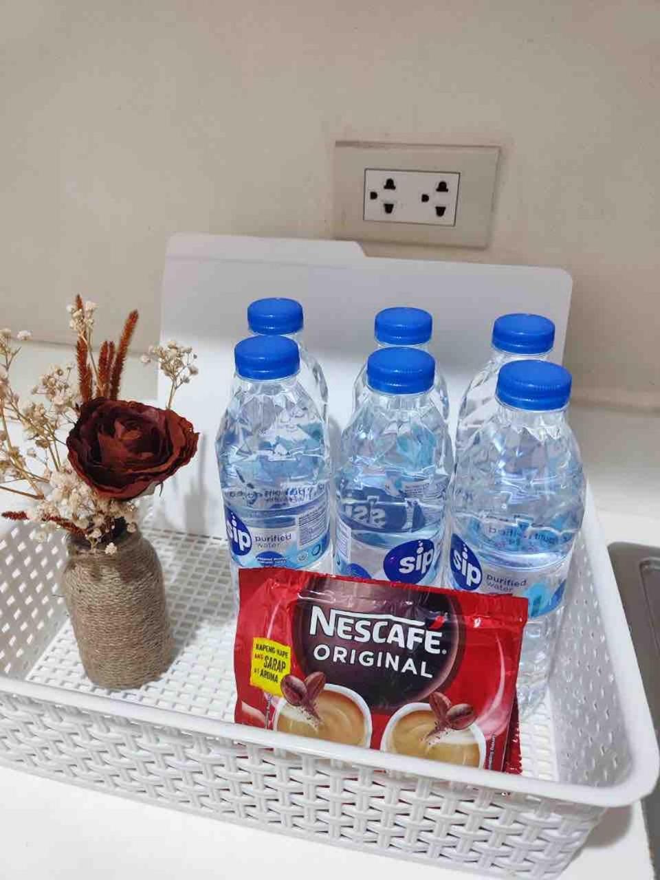 Apartment Cozy Fully Furnished 2 Bedroom Unit *