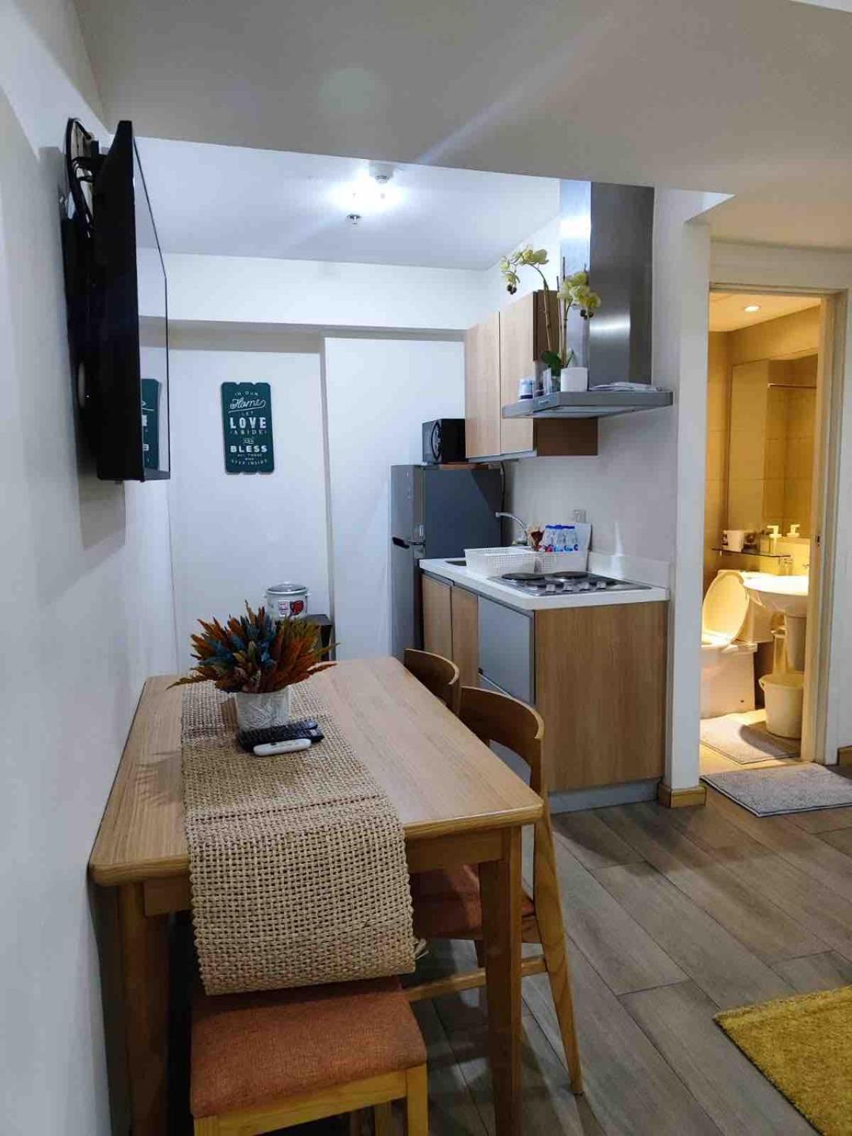 Cozy Fully Furnished 2 Bedroom Unit Apartment