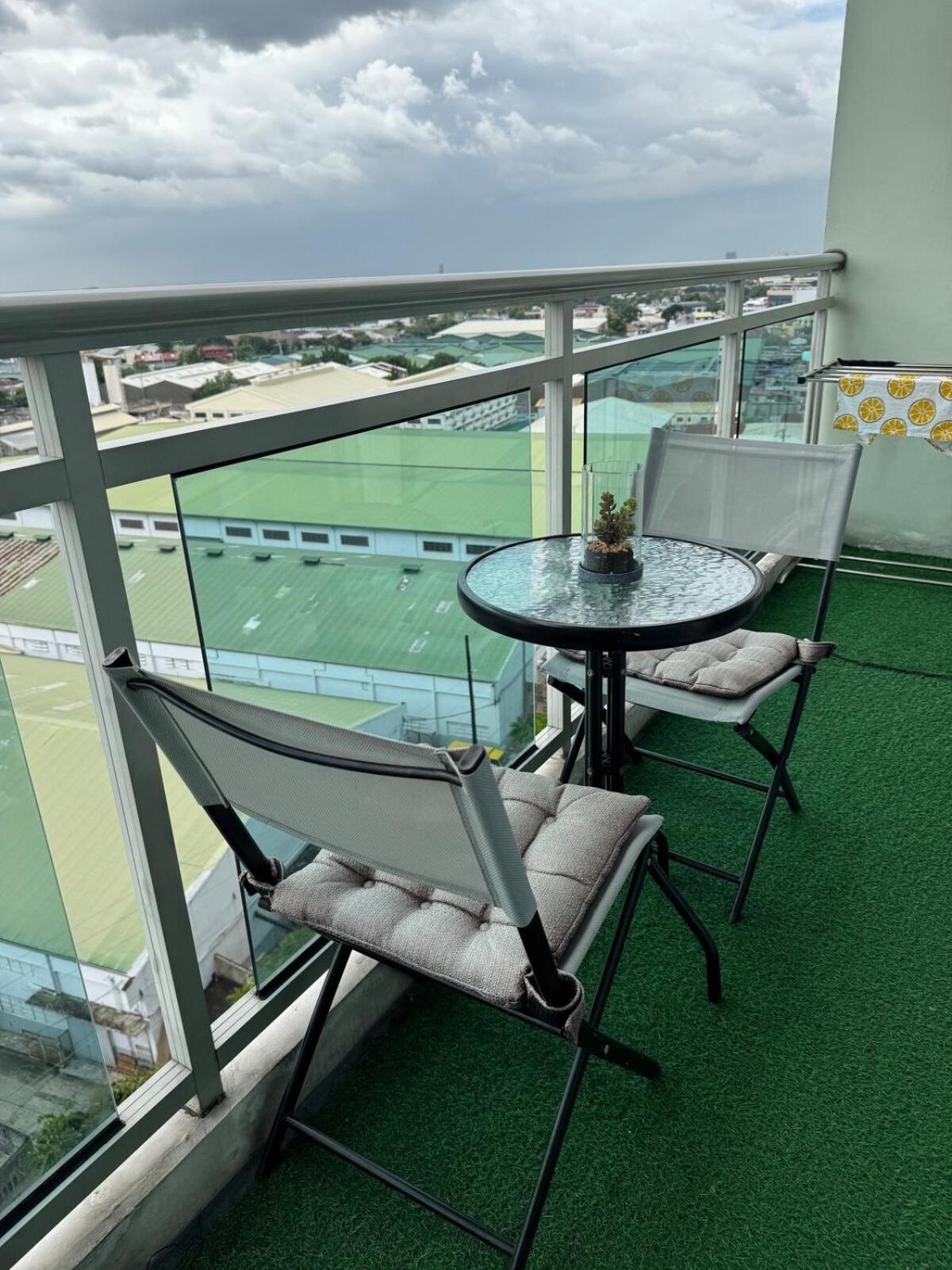 Apartment Cozy Fully Furnished 2 Bedroom Unit