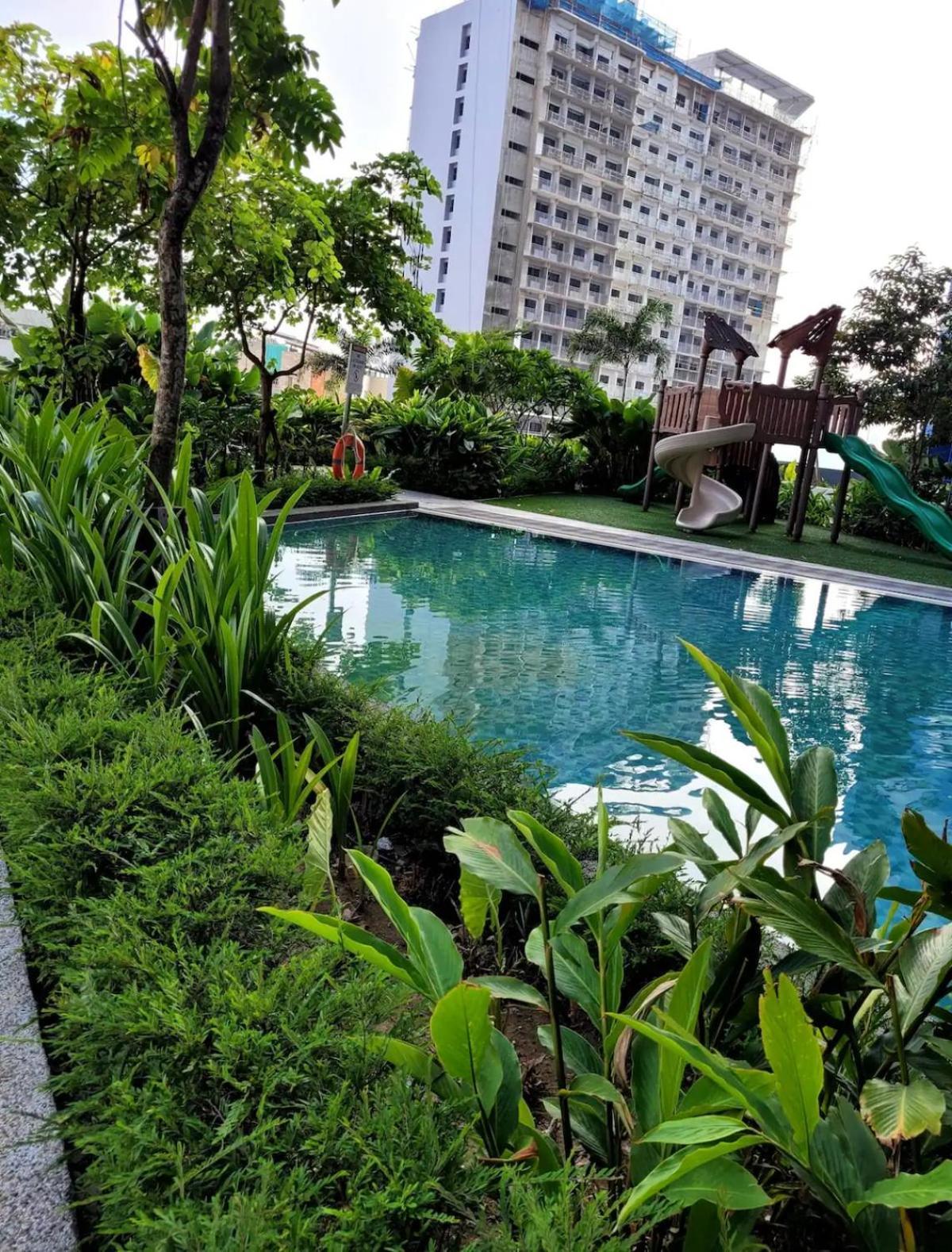 Air T1 Amazing Makati Luxury 66 Sq M 300mbps Fast *