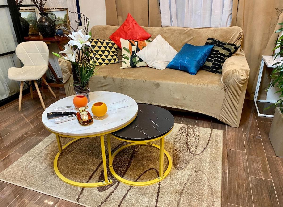 Air T1 Amazing Makati Luxury 66 Sq M 300mbps Fast Apartment *