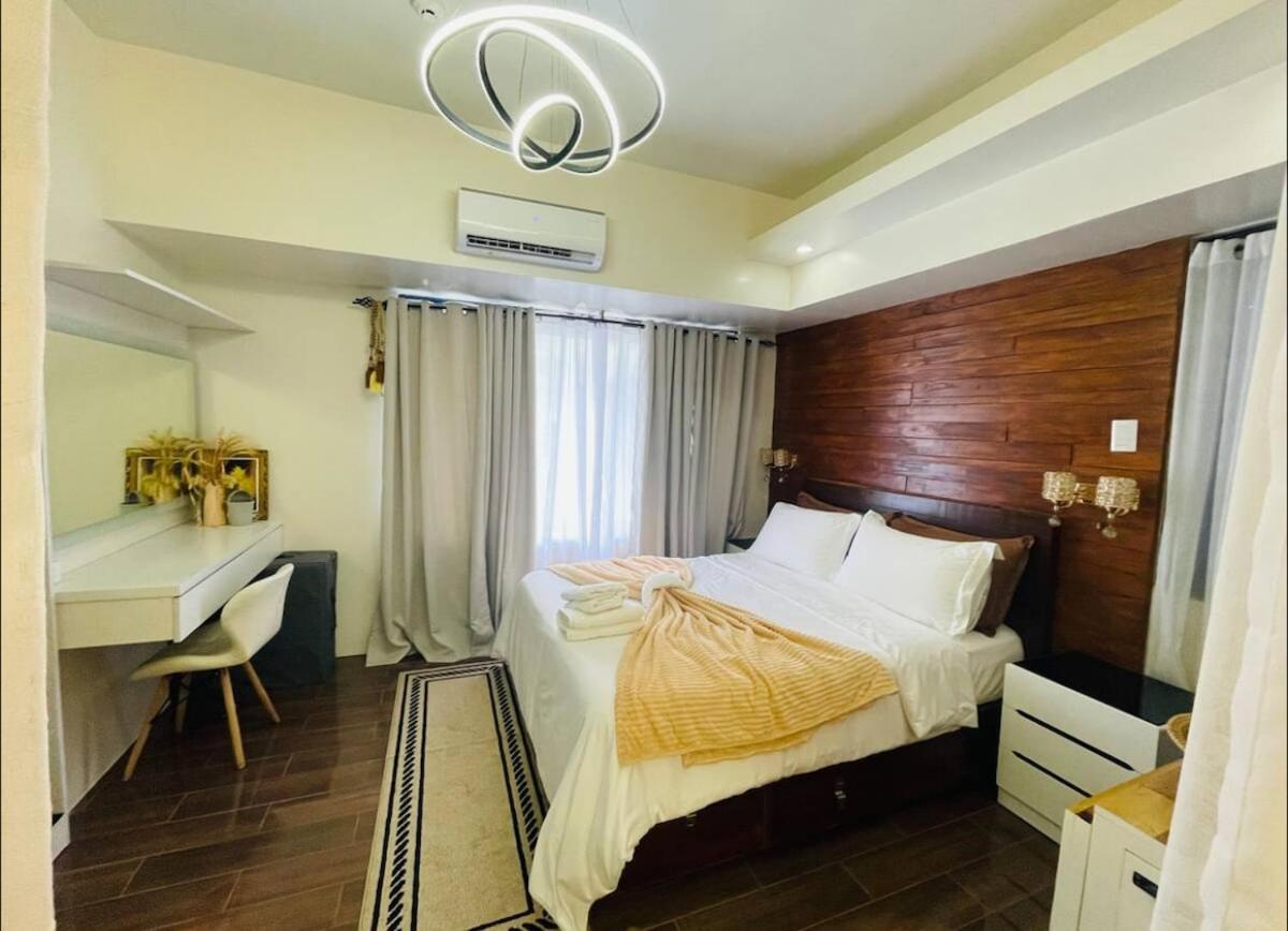 Air T1 Amazing Makati Luxury 66 Sq M 300mbps Fast Manila
