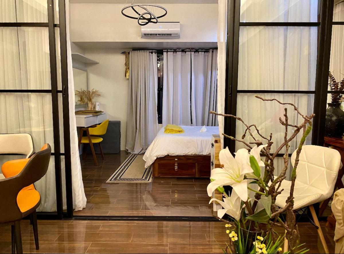 Apartment Air T1 Amazing Makati Luxury 66 Sq M 300mbps Fast *