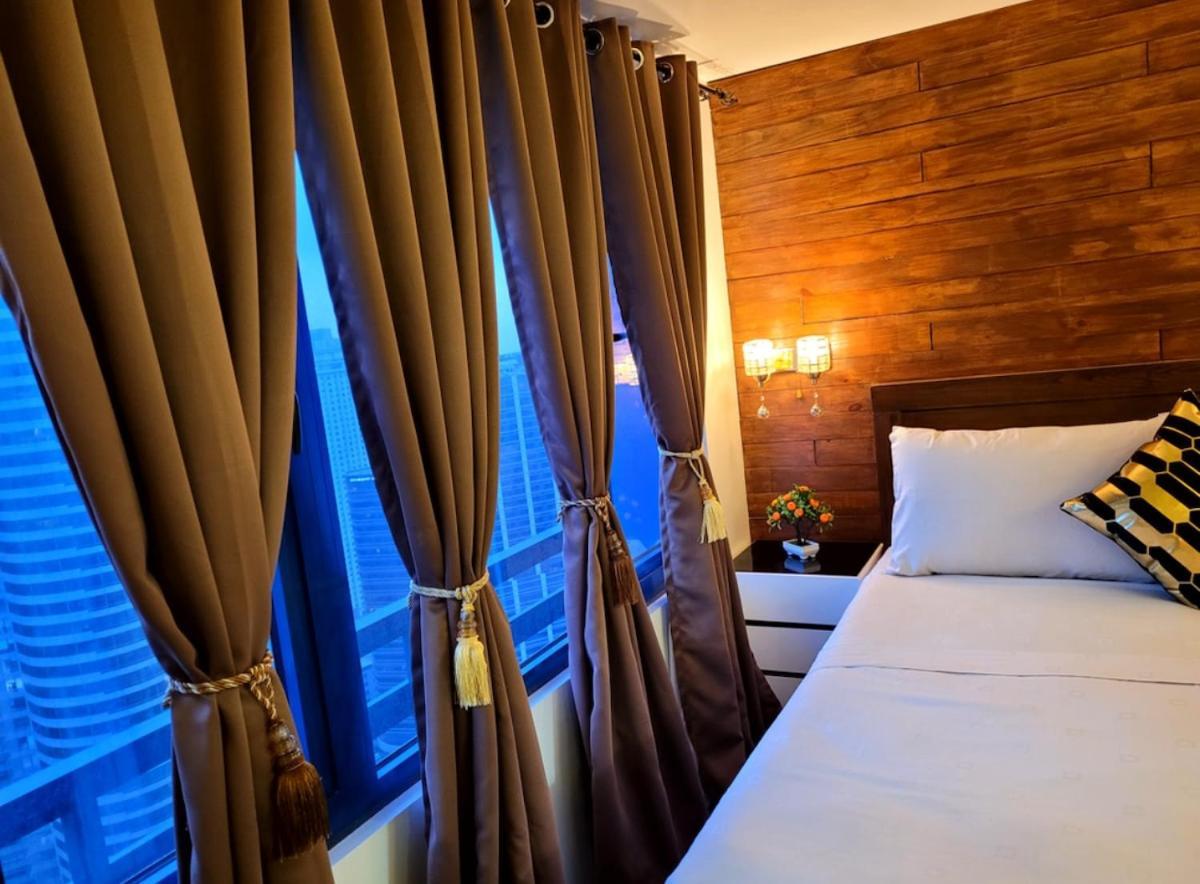 Air T1 Amazing Makati Luxury 66 Sq M 300mbps Fast Manila