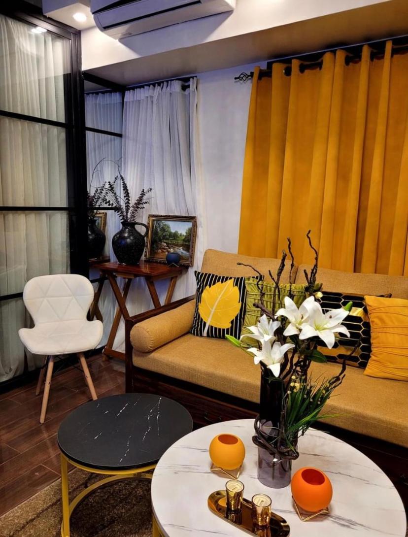Apartment Air T1 Amazing Makati Luxury 66 Sq M 300mbps Fast Manila