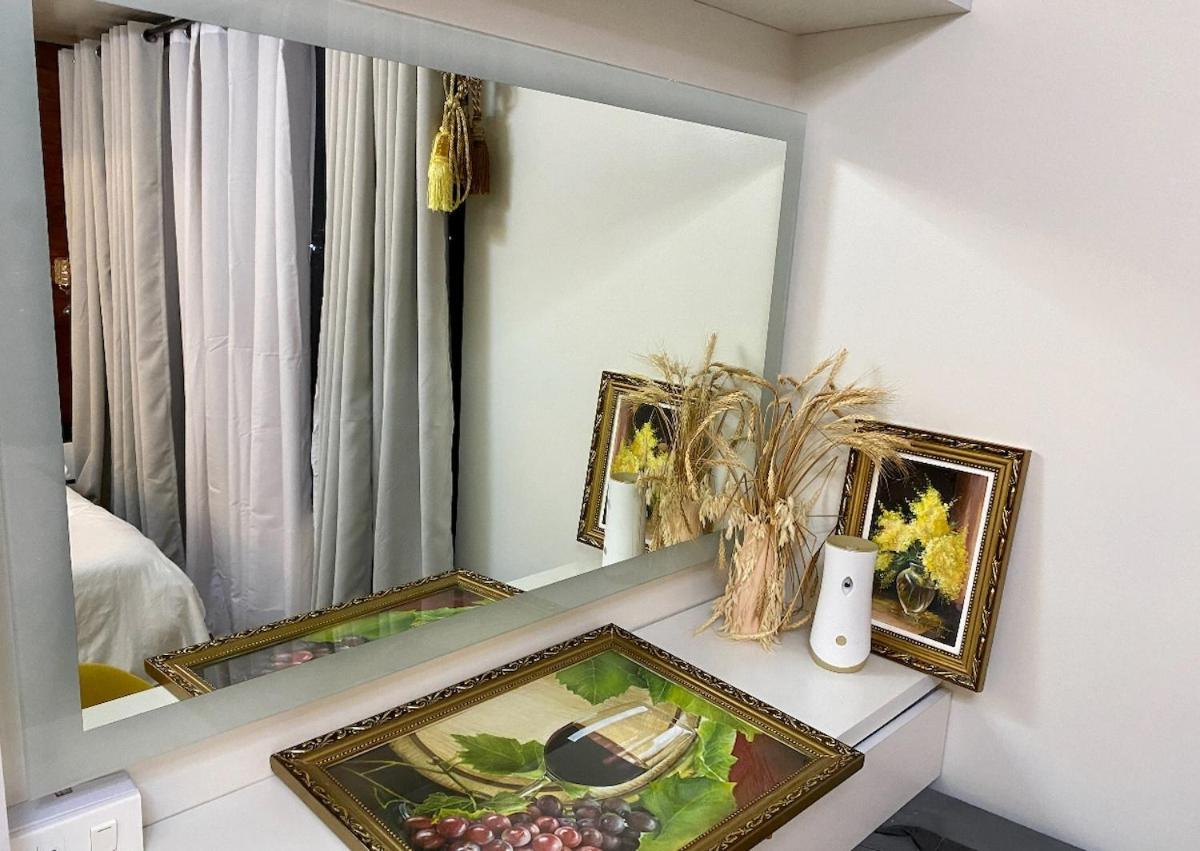Apartment Air T1 Amazing Makati Luxury 66 Sq M 300mbps Fast *