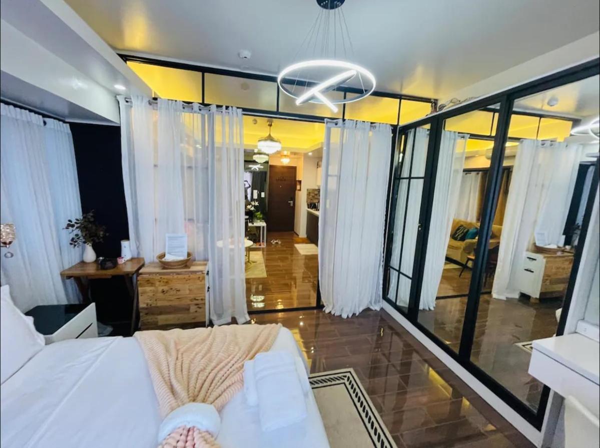 Air T1 Amazing Makati Luxury 66 Sq M 300mbps Fast Manila