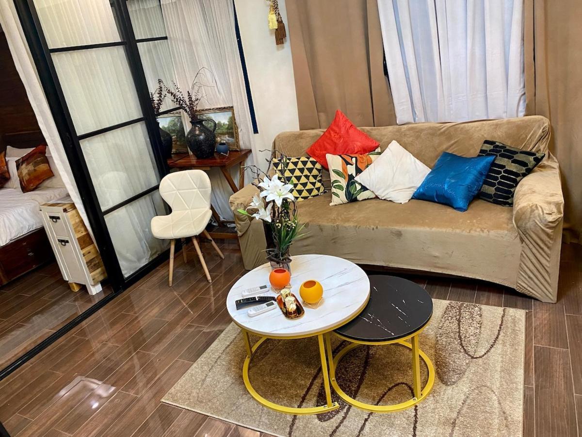 Air T1 Amazing Makati Luxury 66 Sq M 300mbps Fast Apartment *