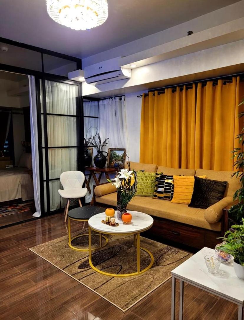 Air T1 Amazing Makati Luxury 66 Sq M 300mbps Fast Apartment Manila