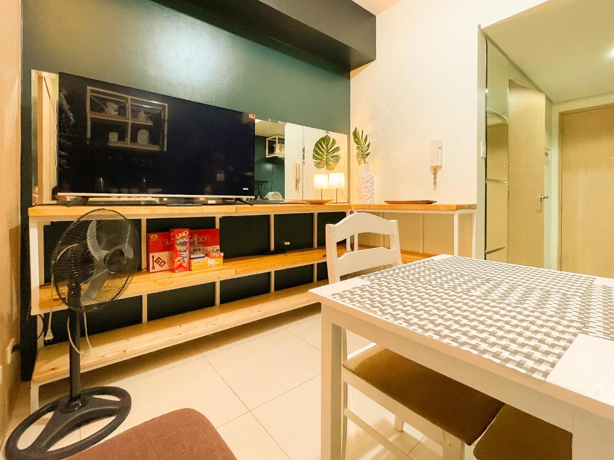 Houzz 2907 By Houzztelity