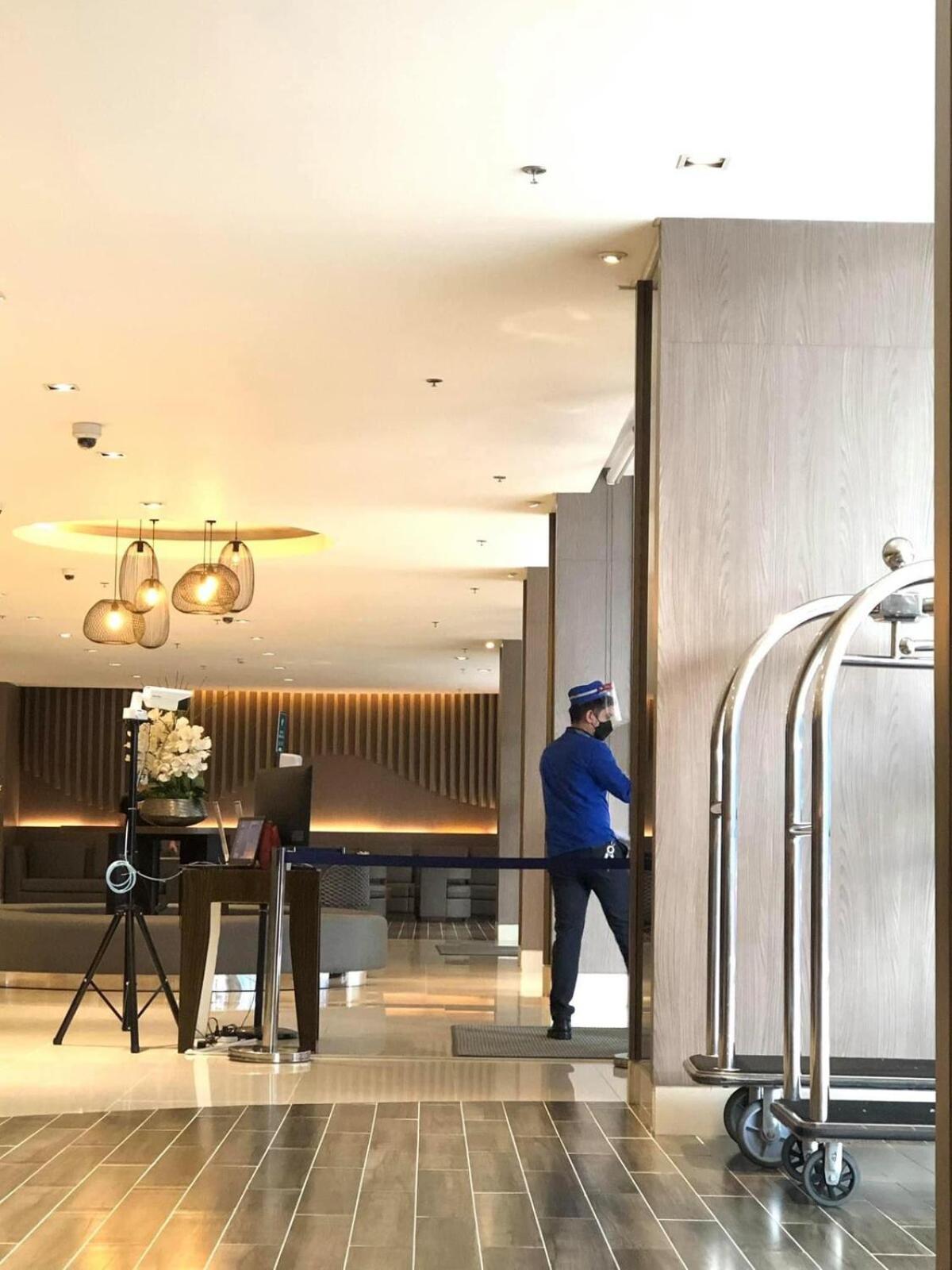 1br Room-stunning Moa View Fireworks * Manila