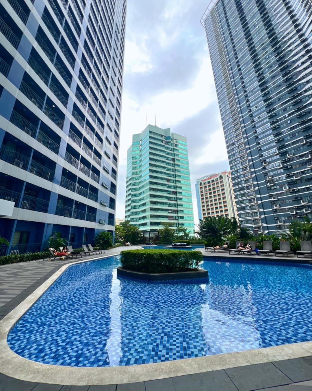 Kairos Hotel
