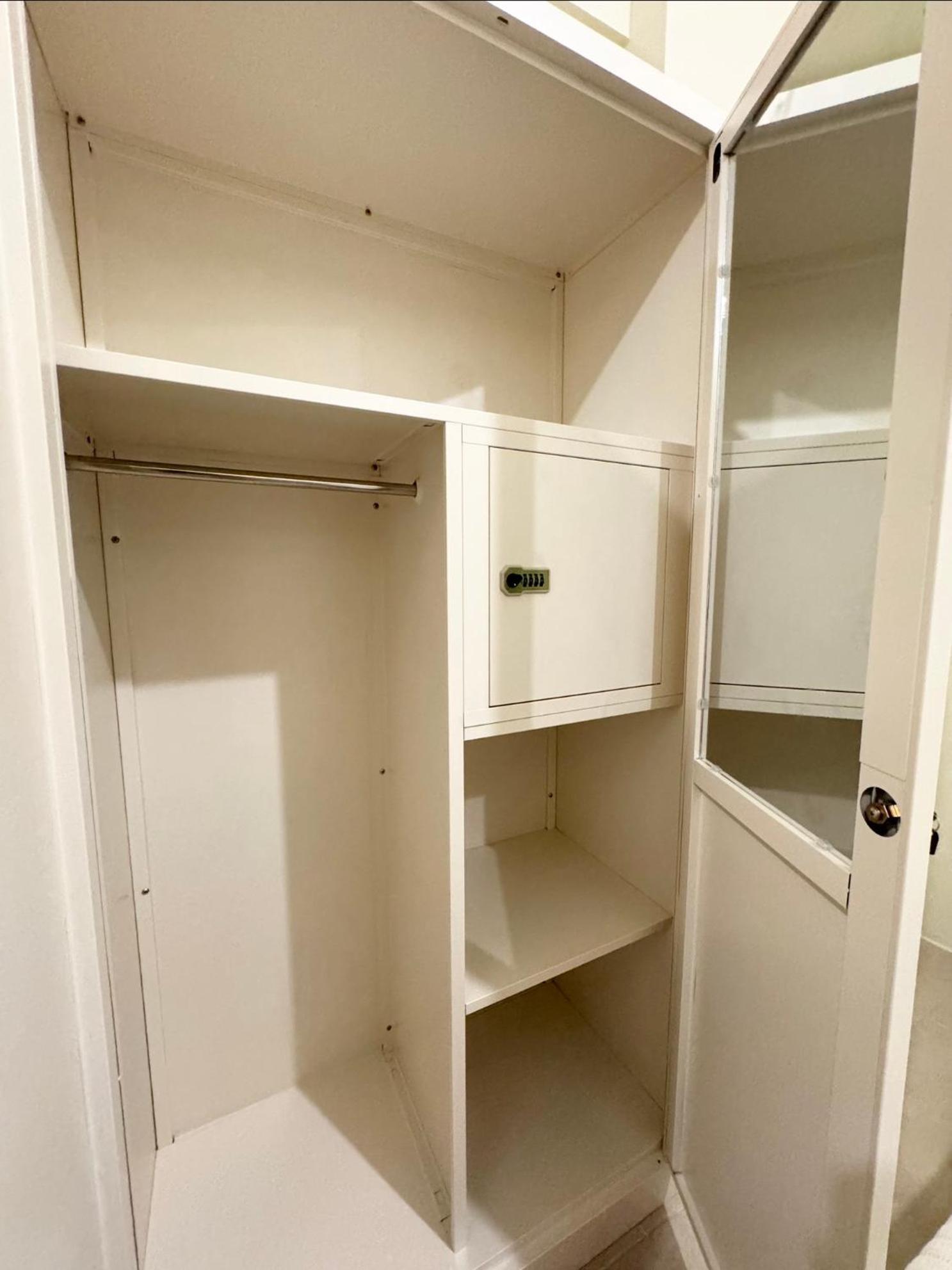 Cozy Unit Beside Solaire North Apartment *