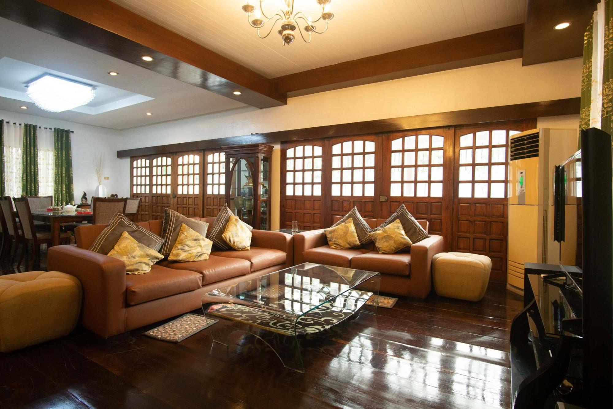 Holiday home Casa Nostalgia Manila