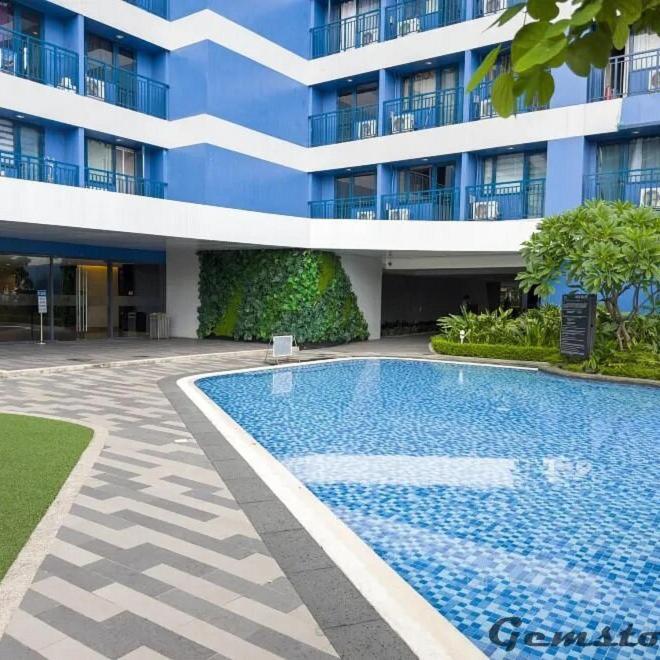 Apartment Cozy & Stylish Staycation And Netflix - Wifi And Pool *
