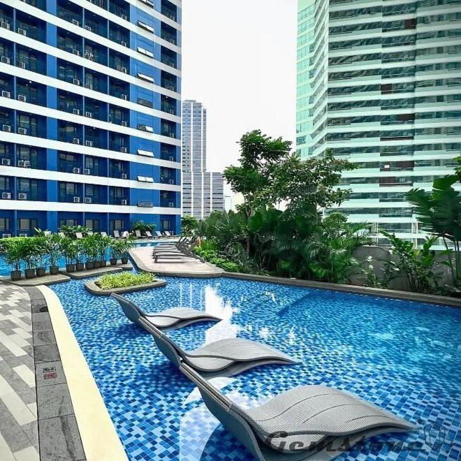 Cozy & Stylish Staycation And Netflix - Wifi And Pool Apartment *