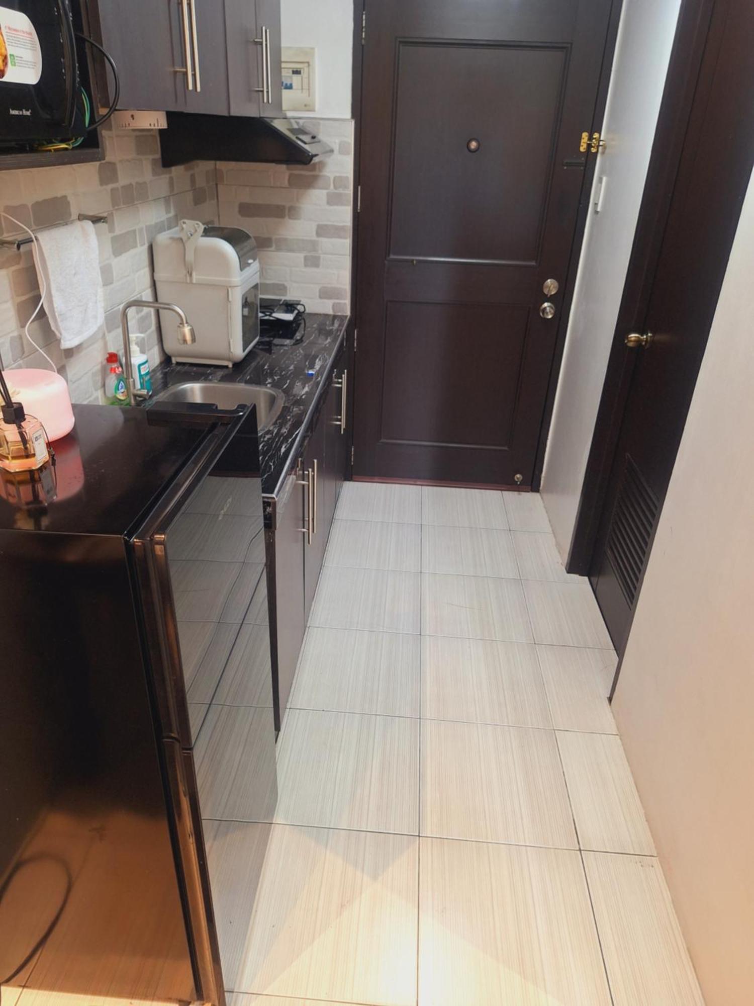 Naia Terminal Airport Apartment