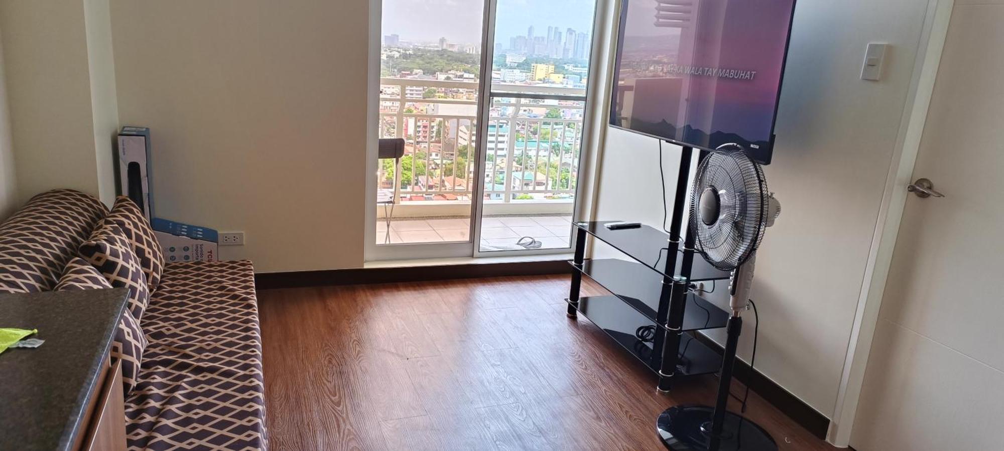 Dmci Theorabella Qc, 1 Bedroom W/bal In Cubao38sqm Manila