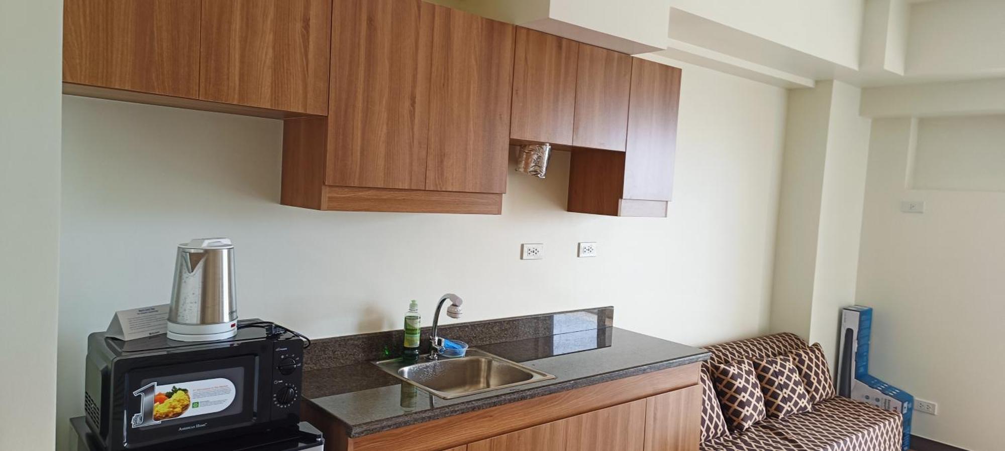 Dmci Theorabella Qc, 1 Bedroom W/bal In Cubao38sqm Apartment *