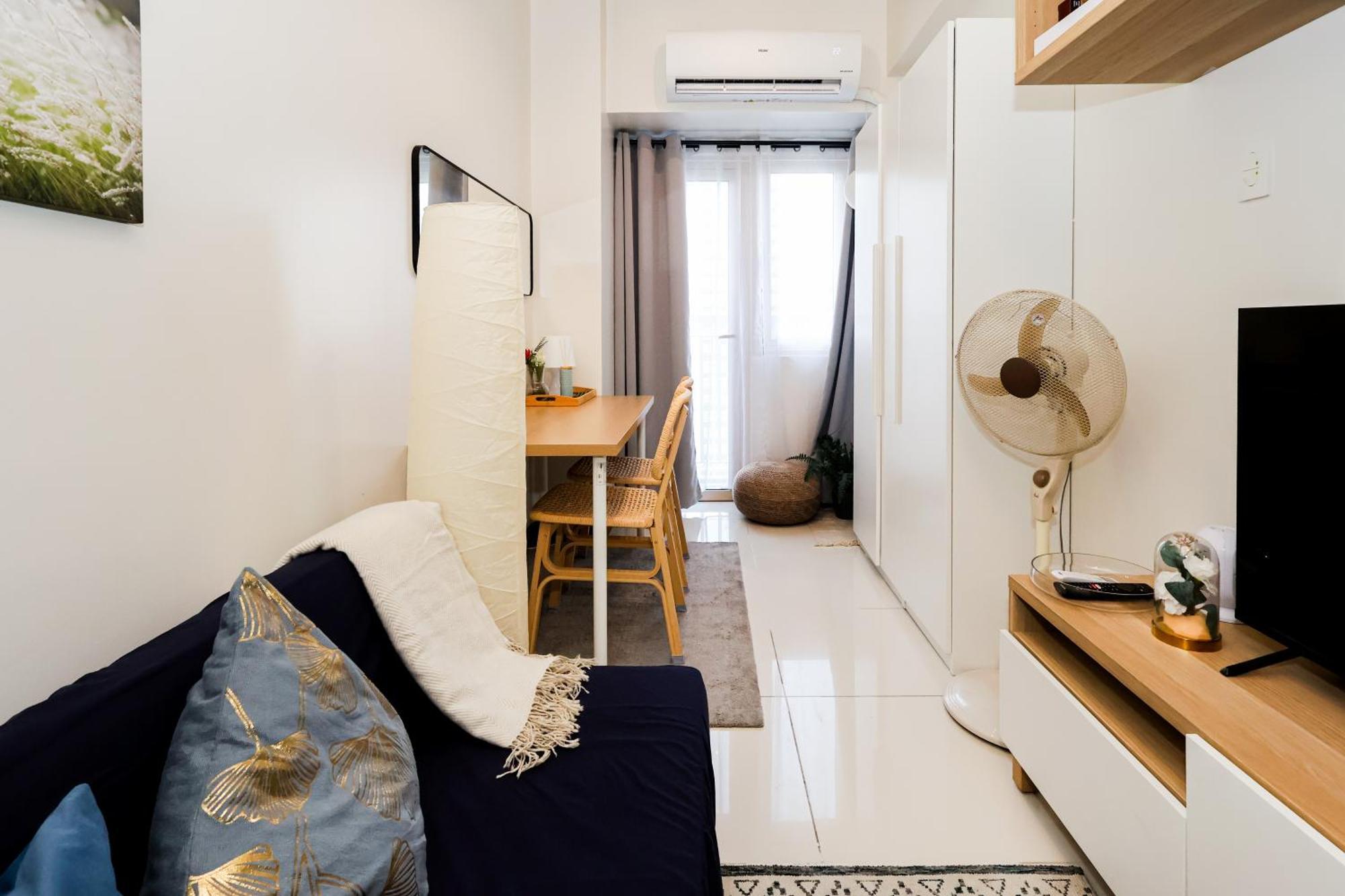 Charlie's Staycation At Coast Residences Apartment Manila
