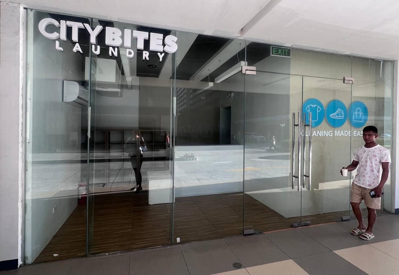 Unistay Shore 3 Pool View W Balcony Near Moa * Manila