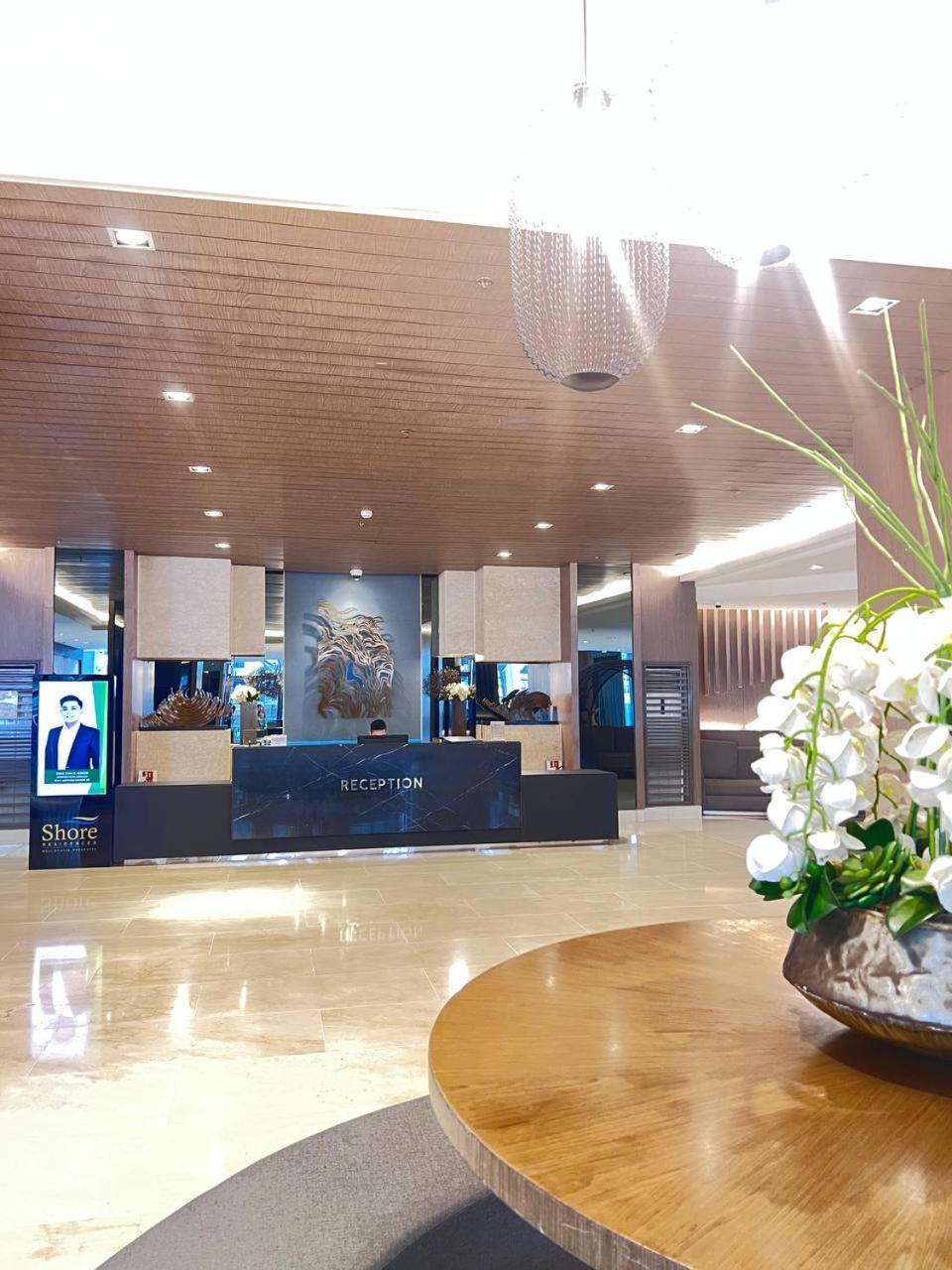 Unistay Shore Res With Bal Bay View Nr Moa Manila