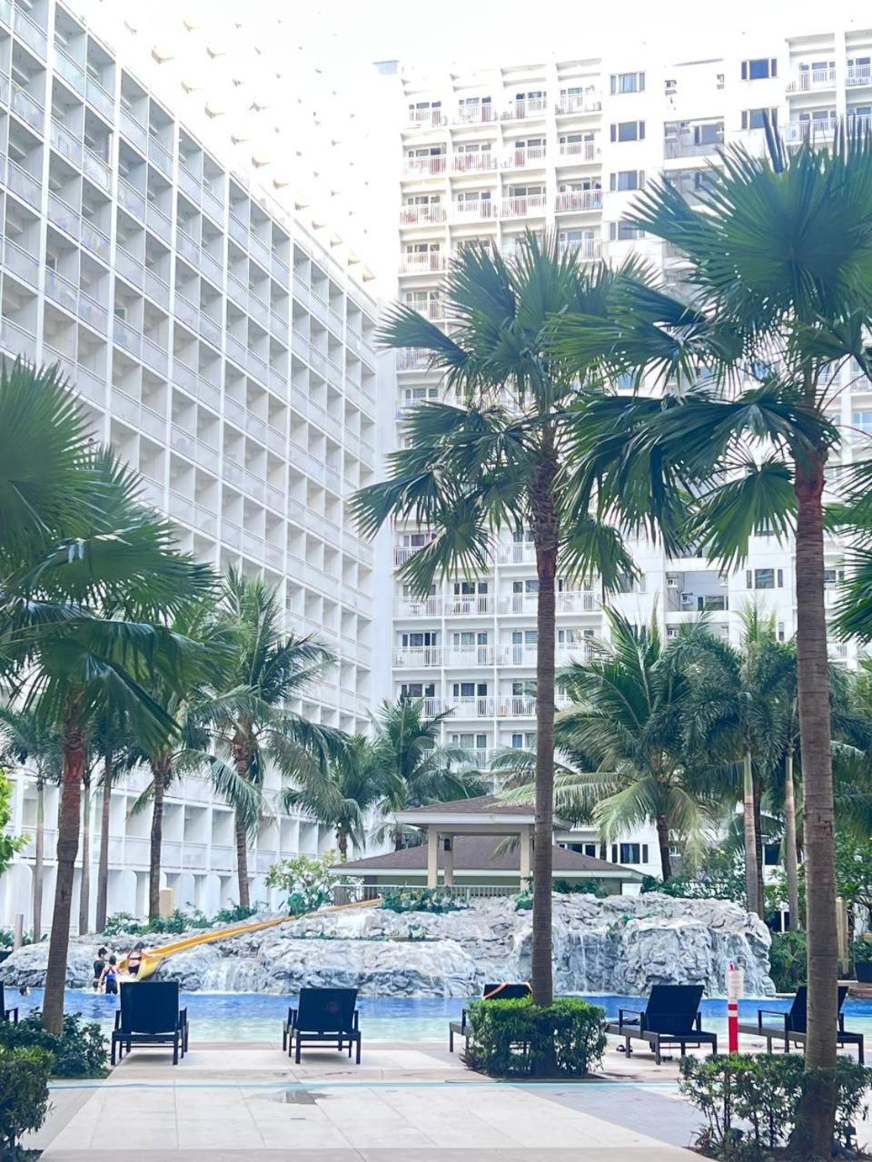 Apartment Unistay Shore Res With Bal Bay View Nr Moa Manila