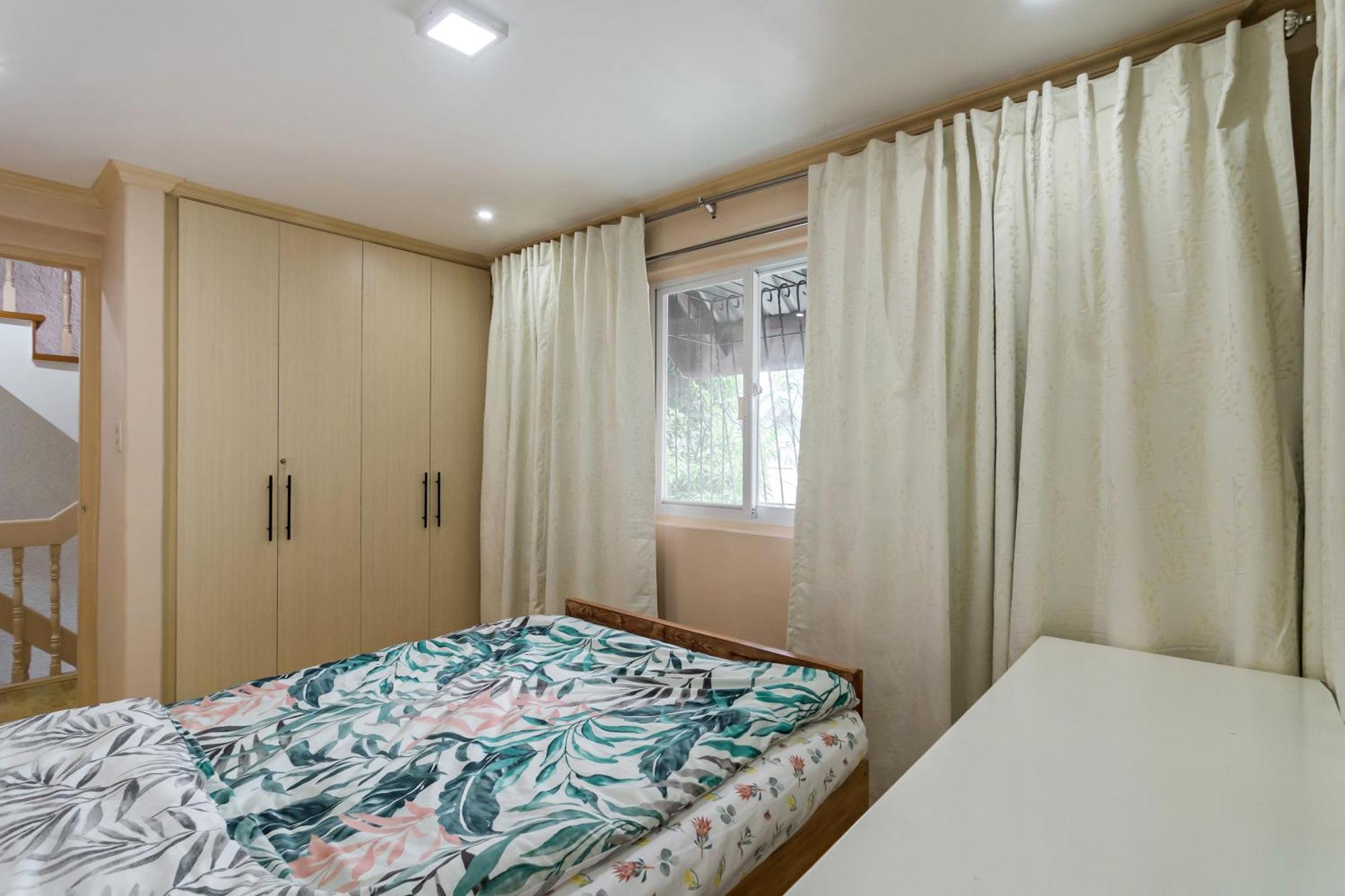 Modern 4br House With Billiards,ktv,wifi,netflix-10mins From Robinson Mall *