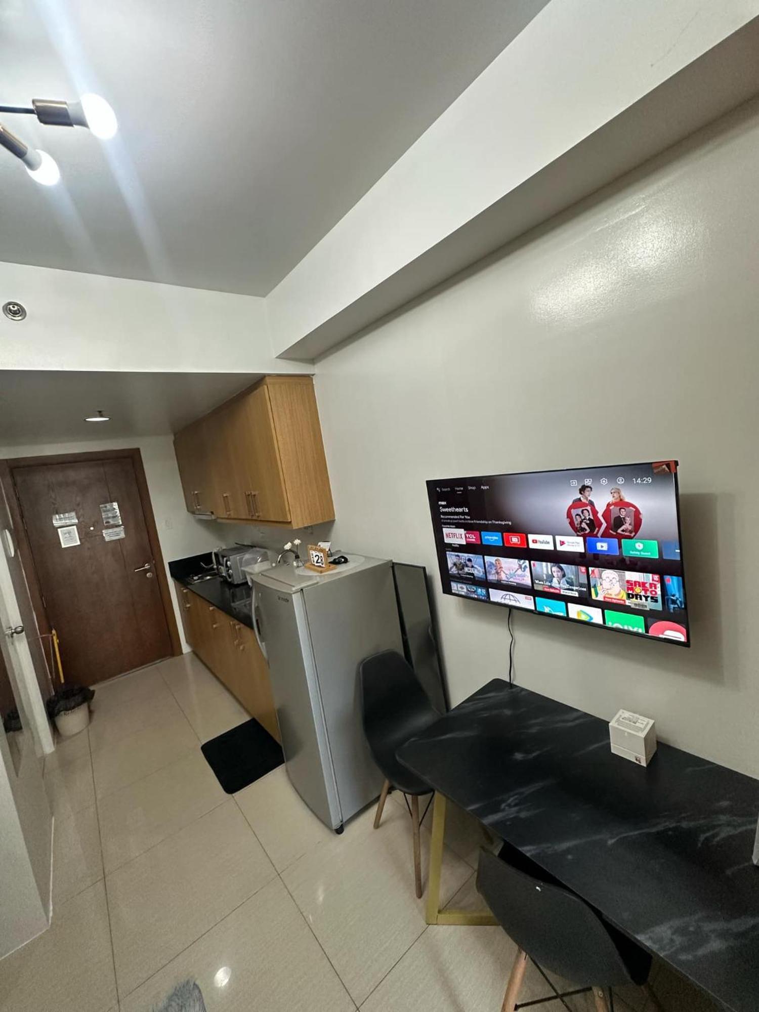 Shell Residences Pool View Apartment *